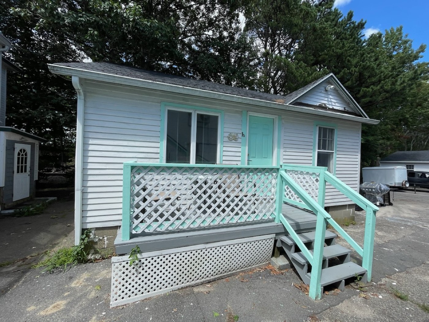 Cottage 16 (1/6)