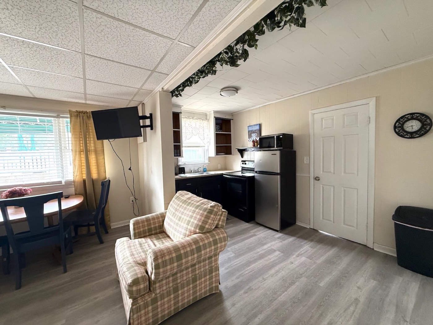Cottage 22 (3/7)
